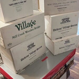 Department 56 Heritage Village Collection Set